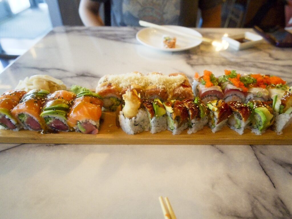 007, Fujiyama, Dragon, and Firecracker Rolls At Jett